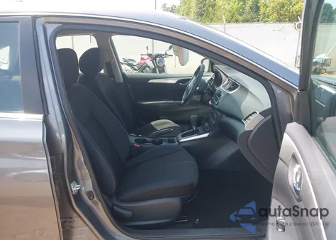 2017 Nissan Sentra S z USA, uszkodzony, nr VIN 3N1AB7AP0HY239149